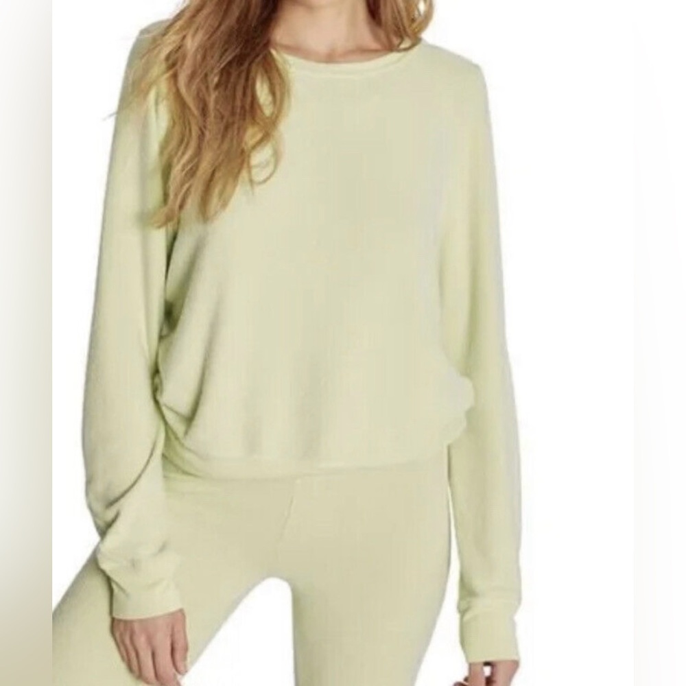Wildfox Shadow Women’s Lime Green Sweater Size Small